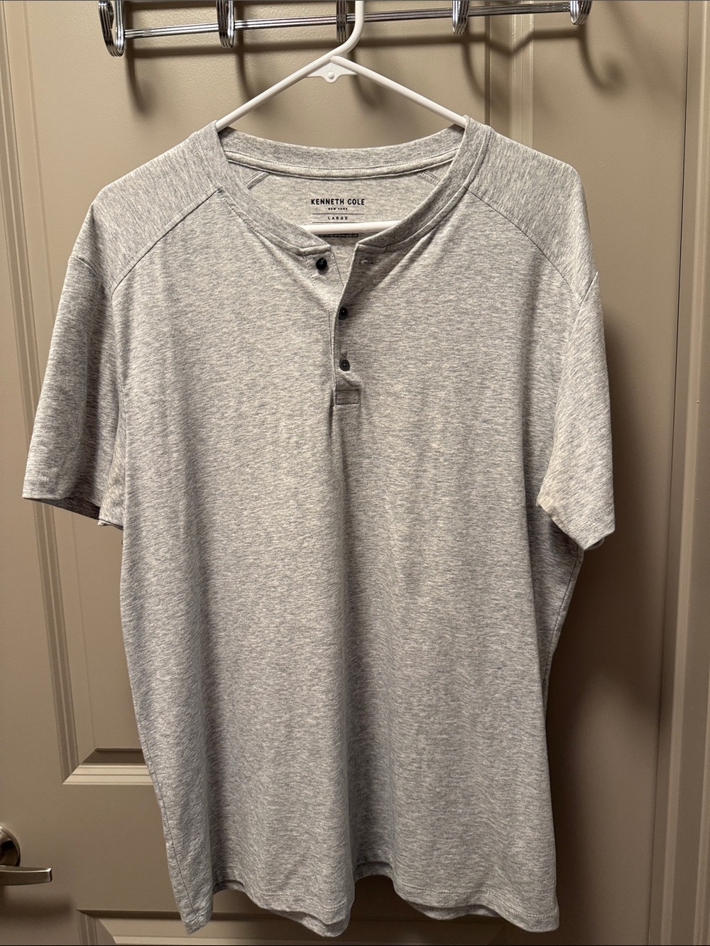 Kenneth Cole Heather Gray Short-Sleeve Henley Tee